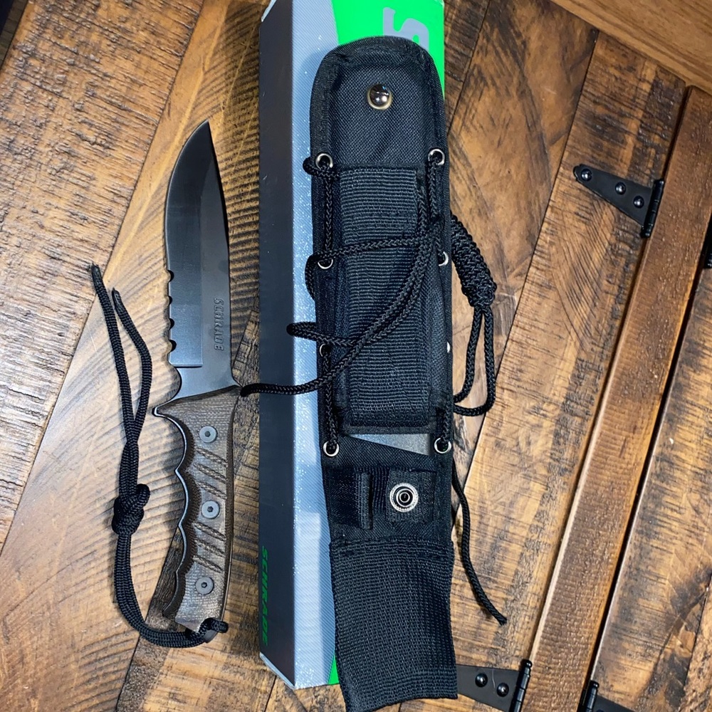 Schrade combat survival knife